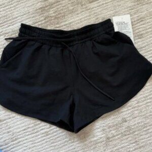 Lululemon Soft Jersey MR Curved Hem Short 3” - Black